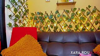 CARA LINDA Tetas Grandes Lactating Milk Solo Play!