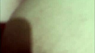 tante sange craves indonesian cock while hubby's at work