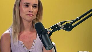 hairy teen khloe fingers pussy to orgasm explosion 🔥💦