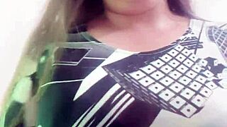 curvy latina slut wife exhibits fat ass boldly