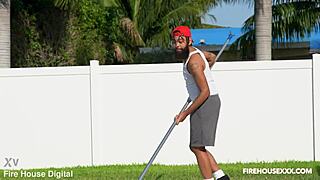 new pool boy scores big with ebony bbw ass riding action 😏🏊‍♂️