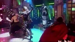 giorgia palmas performs sexy italian dance live