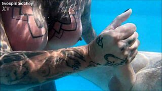 holiday friends splash and play threesome in pool
