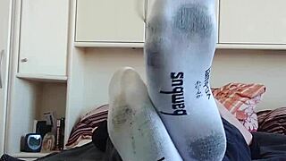 Wanna see my white sneaker socks foot tease? 😏