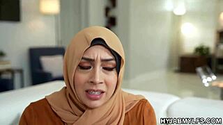 Peter Green snaps sexy nudes of Arab milf Lilly Hall for social media fame