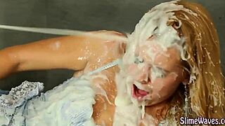 Toy-fucked blonde begs for that messy bukkake facial cum explosion?