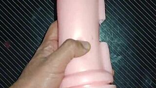 kissy mamada y despues sexo... lleno toda su entrada con leche umm