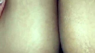 Indonesian janda's big ass blowjob homemade fun