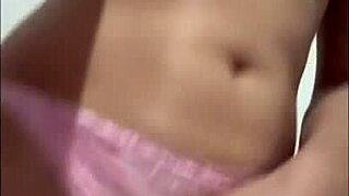 Latina Amateur Masturbates Intensely in New Lingerie