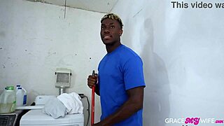 Peeking at hotwife london river slipping off towel for hardcore ride