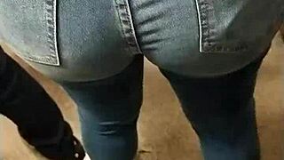 Curvy Ass Metro Spy Cam