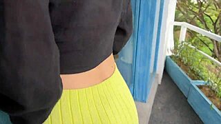 dad's hot new girlfriend drops to her knees for my quick blowjob outdoors