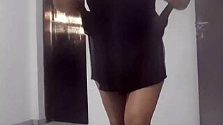 amadora dances hot with her big dildo toy