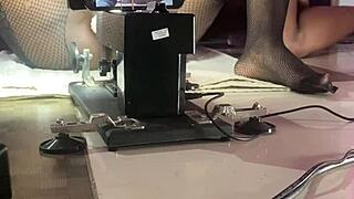 i'm the black pussy pornstar riding this sex machine so smooth operator