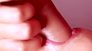 Asian beauty delivers uncensored deepthroat cumshot facial