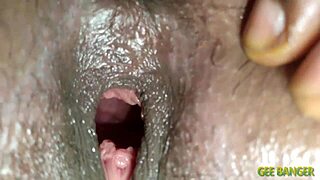damn check this real amateur ebony big ass doggystyle squirting creampie