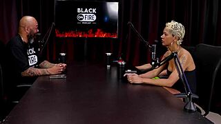 Safada Strips Sensually After DP Toy Talk Hunting Dwarf for Tit Sitting - Natt Paradise on Sheer Red