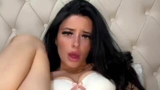 Horny American Coed Fingers and Squirts on Webcam