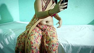 lucky desi guy fucks hot cute indian babe