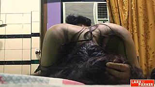 Chupa mi concha en doggystyle, me encanta tanto que gimo fuerte!