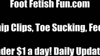 cum all over my sexy size 10 feet now!