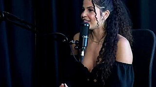 Sweet Karolzinha Sensual Dance Trail Fuck Fetish Secrets