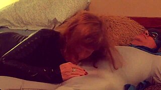 Granny catwoman deepthroats batman in corset fishnet cosplay suckfest