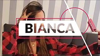foi só colocar bolinhas no cu e a pica chegou batendo