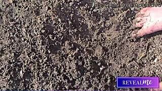 i crave sucking her sexy soles and toes