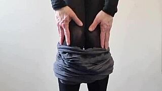 watch this big tranny cock explode cum in pantyhose stockings