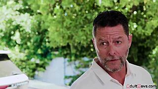 my shaved pussy double fucked by big cocks