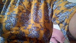 correte conmigo morena mexicana masturbates dripping wet excited