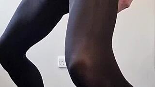 watch this big tranny cock explode cum in pantyhose stockings