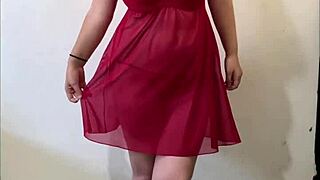 Strip Tease Oiled Big Natural Tits for BF Sans Husband