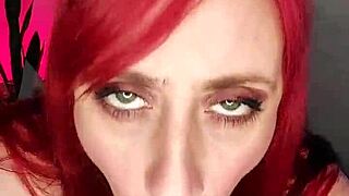 your girlfriend waits horny for anal pounding gym