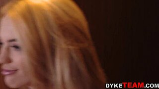 Lezdomina relaxes during intimate oral session
