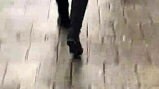 i spy on teen's perfect ass walking hidden cam