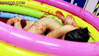 Romana Ryder and Tammie Lee rub naked in steamy jam bath