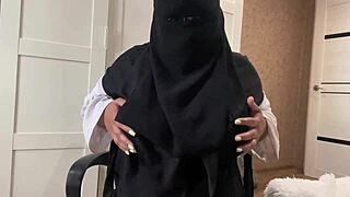 Arab Milf's Hot Jerk Off Instructions Make You Explode!