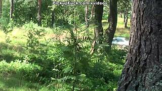 Beautiful amateur picked up for public roadside face fuck! 😍🍆💦