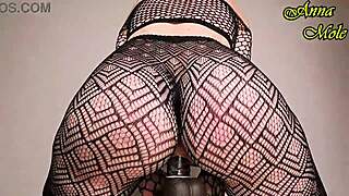 Pawg Rides Dildo in Black Tights Closeup!