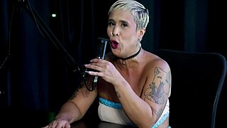 Blonde Receives Naked Massage After Date Regret