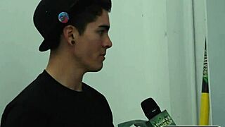 Blindfolded brunette babe rams dildo deep in cash fuck session