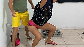 Milf spies gym couple then flirts into acrobatic doggystyle fantasy fuck