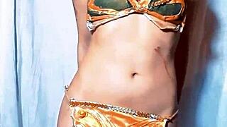 bonneyuwu slips into sexy leia cosplay for star wars tease