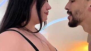 she hooked up with fan for vid sucked him to cum in 90 seconds