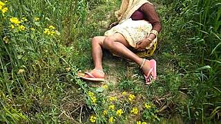 i'm desi indian teen fucking outdoors publicly moaning in hindi desi style