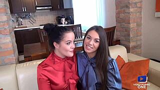 lesbian bath session with tiffany and dolly