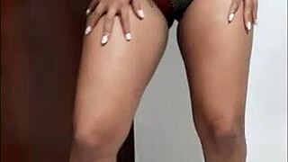 ebony big ass amateur shakes rabetão to music vibes 🎶🍑