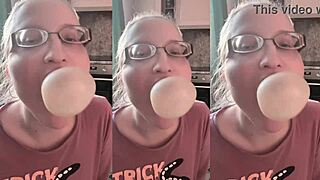 Chew This Huge Bubble Gum ASMR!